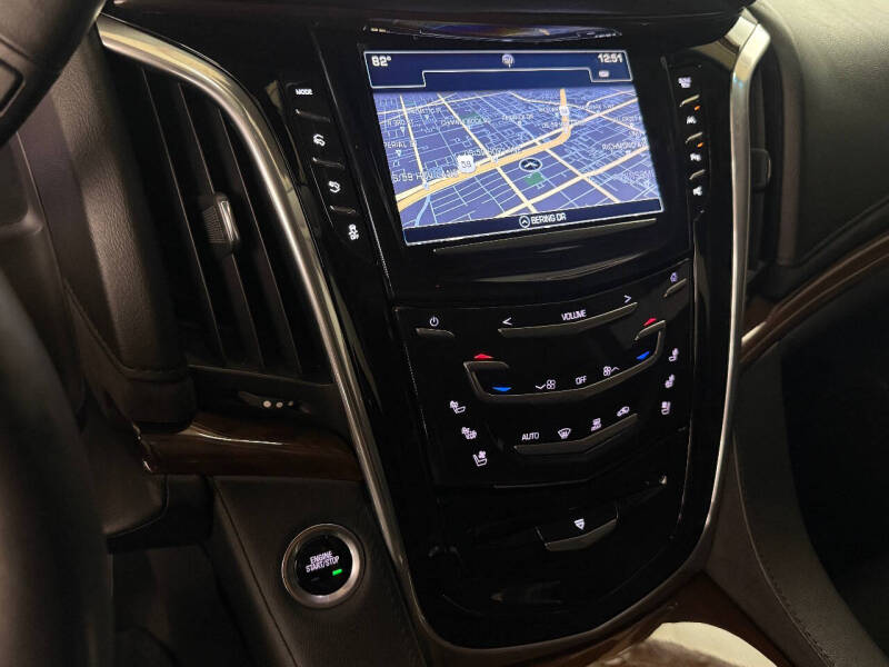 2020 Cadillac Escalade Luxury