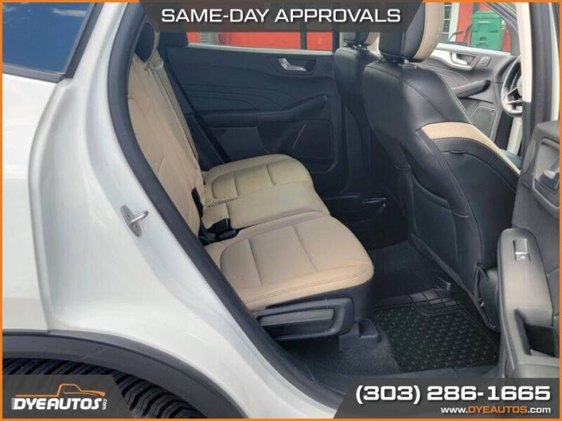 2021 Ford Escape SEL