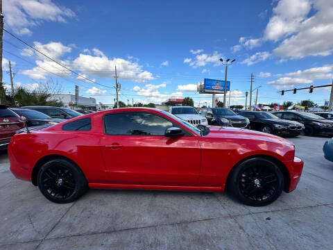 2014 Ford Mustang V6