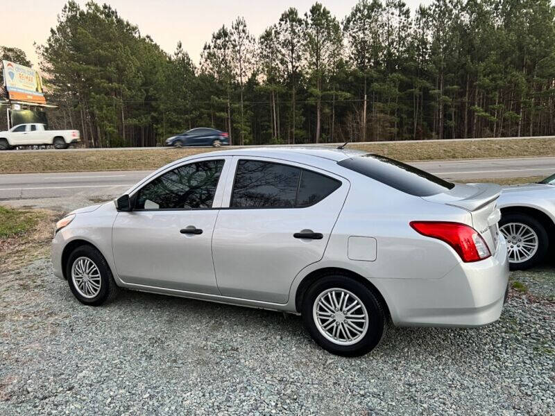 2019 Nissan Versa