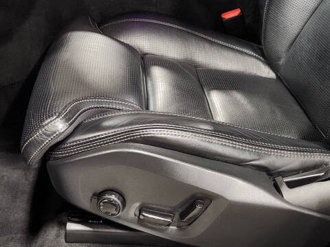 2022 Volvo XC90 T6 Inscription 6-Passenger