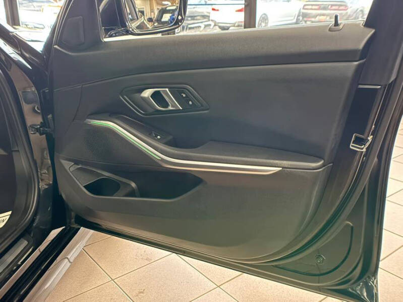 2024 BMW 3 Series 330i xDrive