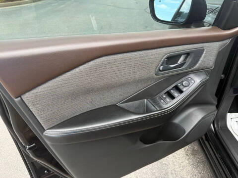2021 Nissan Rogue S