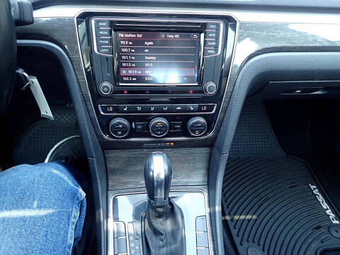 2016 Volkswagen Passat