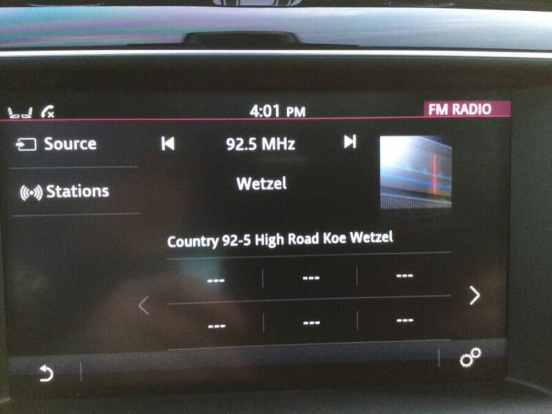 2018 Jaguar XE 35t R-Sport