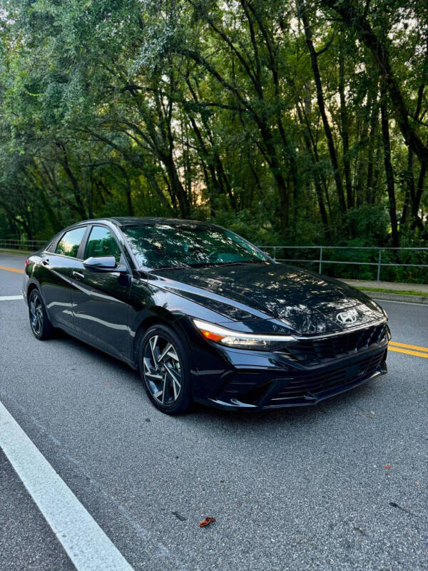 2025 Hyundai Elantra Hybrid Limited