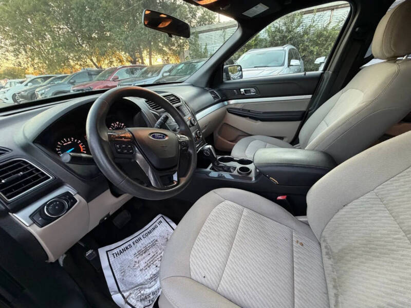 2018 Ford Explorer