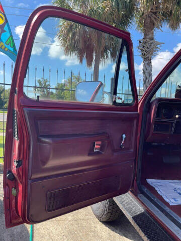 1989 Dodge Ramcharger 100