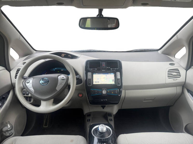 2012 Nissan LEAF SV
