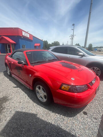2004 Ford Mustang Deluxe