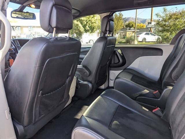 2019 Dodge Grand Caravan for sale at Axio Auto Boise in Boise, ID