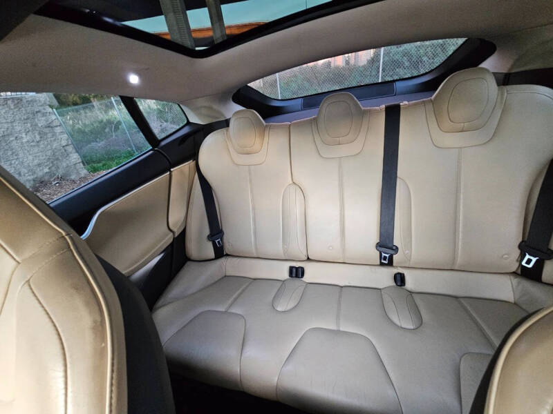 2013 Tesla Model S