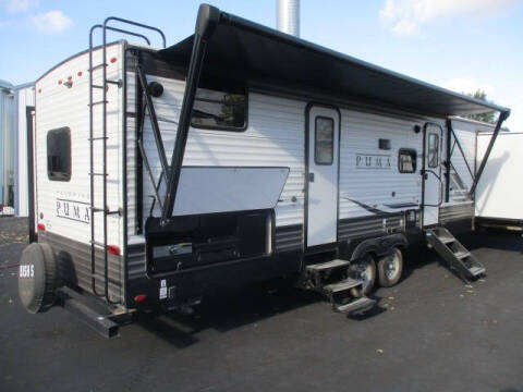 2022 Forest River Puma 32BHQS