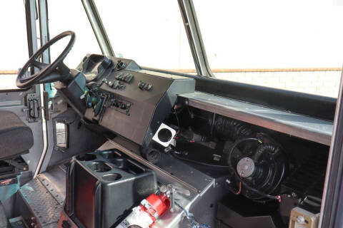 2020 Freightliner MT45 Chassis