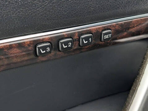 2013 Toyota Land Cruiser