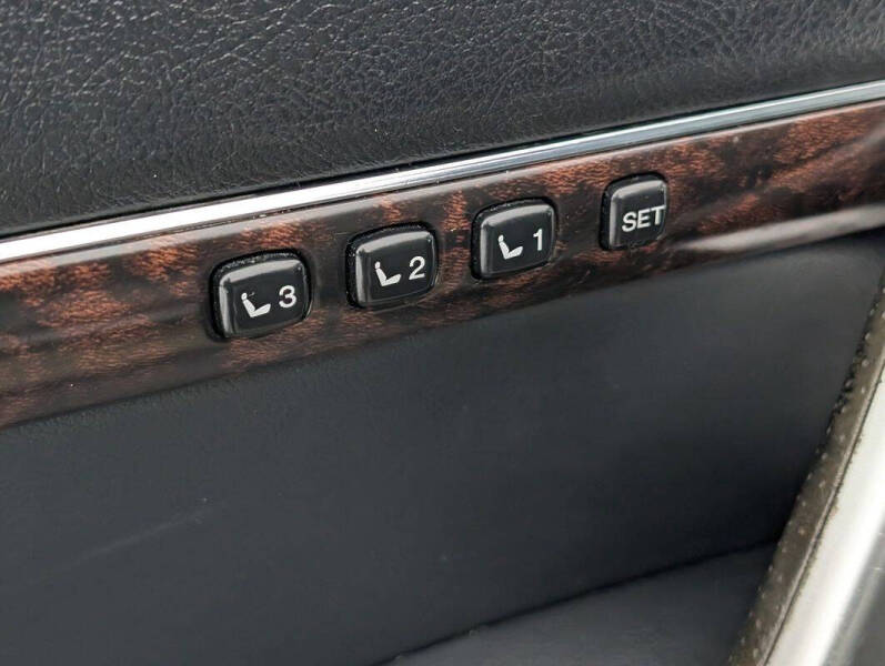 2013 Toyota Land Cruiser