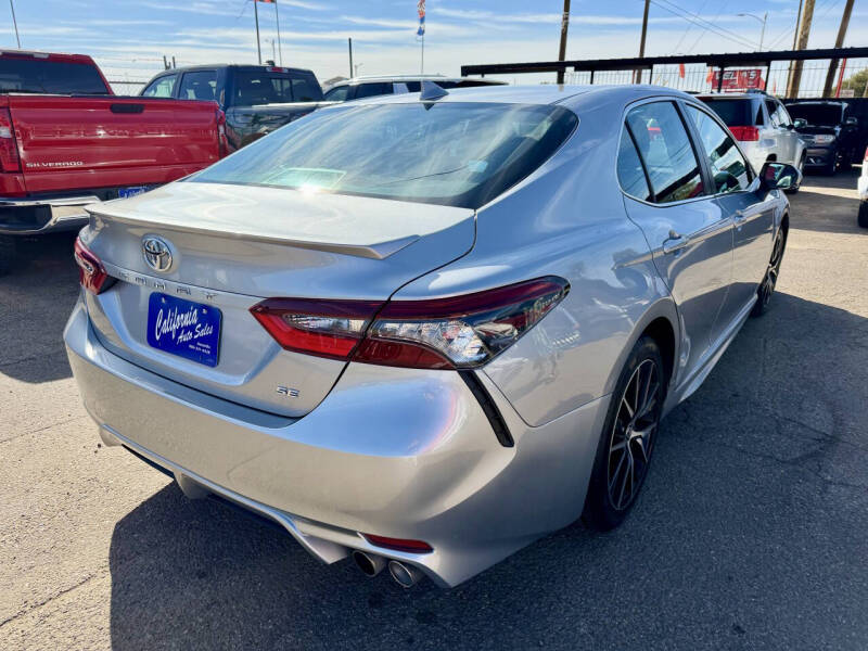 2024 Toyota Camry SE