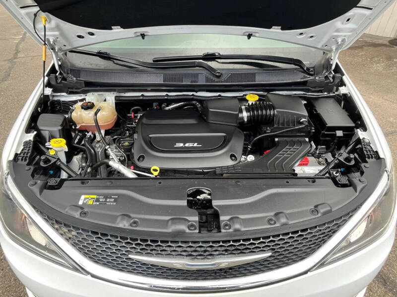 2018 Chrysler Pacifica Touring L