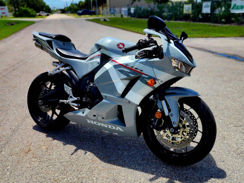 2025 Honda CBR600RR