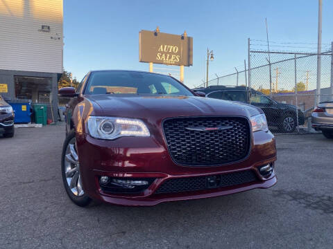 2021 Chrysler 300 Touring L