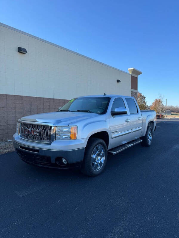 2011 GMC Sierra 1500 for sale at Hurricane Auto Sales II in Lake Ozark MO