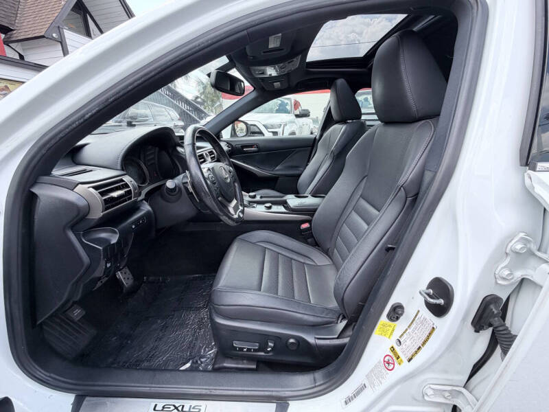 2016 Lexus IS 200t