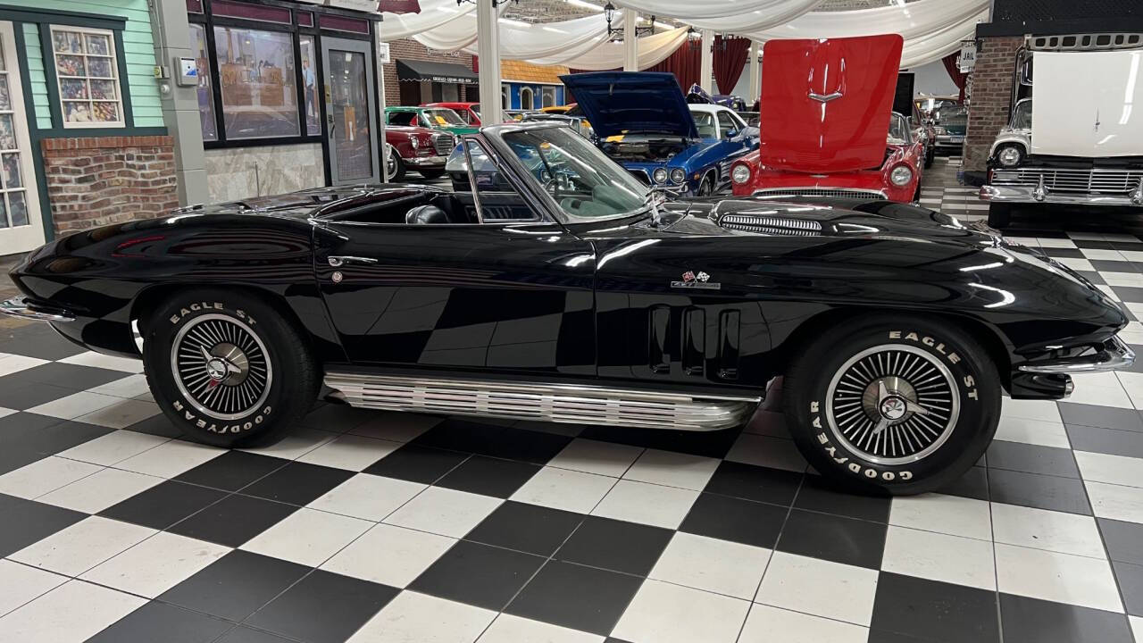 1966 Chevrolet Corvette 3