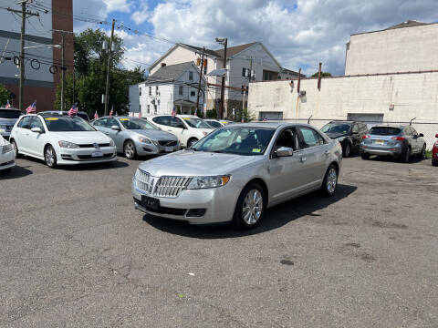 2012 Lincoln MKZ for sale at 103 Auto Sales in Bloomfield NJ