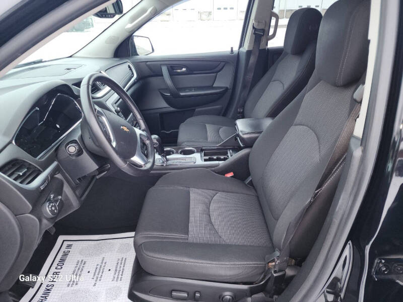 2017 Chevrolet Traverse LT