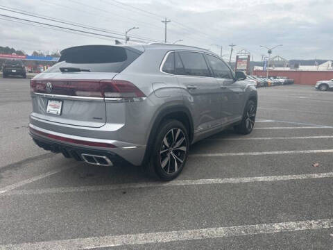 2024 Volkswagen Atlas Cross Sport SEL Premium R-Line 4Motion