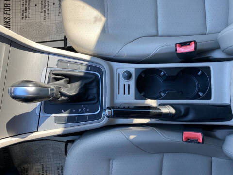 2015 Volkswagen Golf TDI S