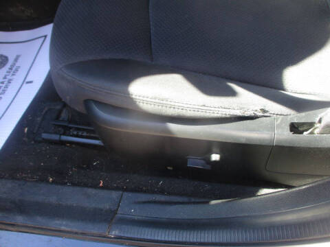 2013 Chrysler 200 LX