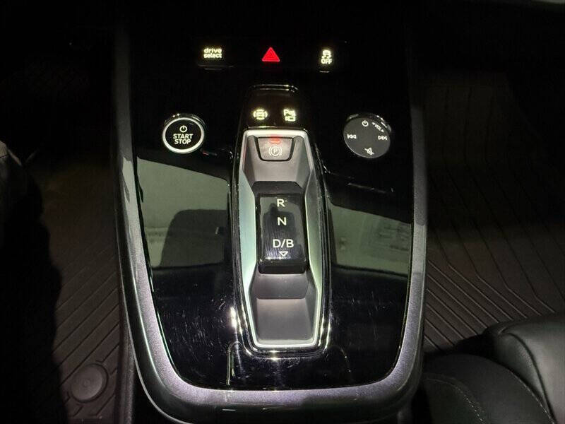 2022 Audi Q4 e-tron quattro Premium Plus 50