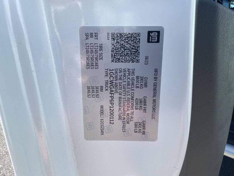 2023 Chevrolet Express 2500