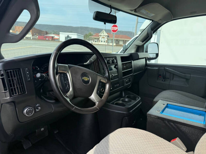 2019 Chevrolet Express 3500