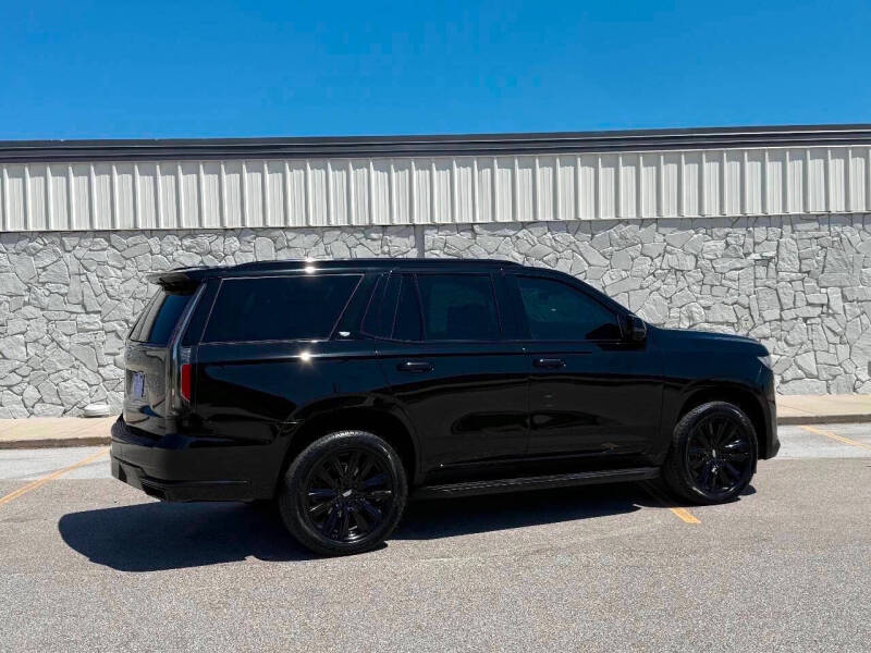 2023 Cadillac Escalade Sport