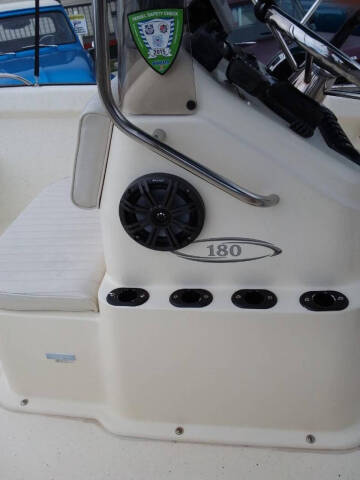 2013 Key Largo 180 Center Console