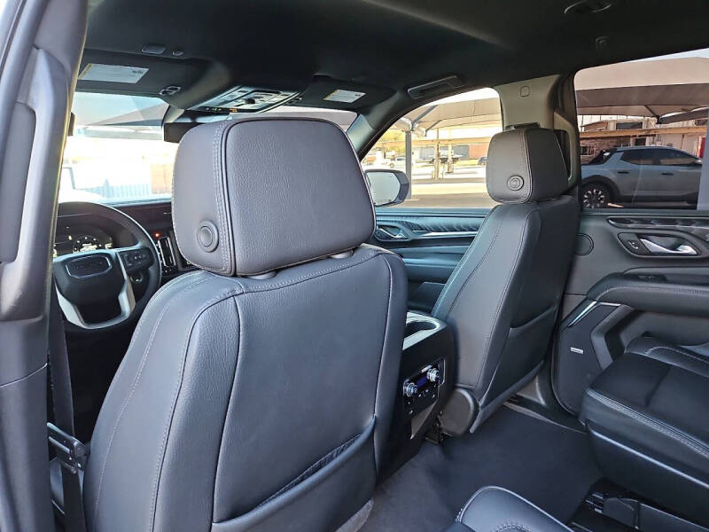 2024 GMC Yukon Denali