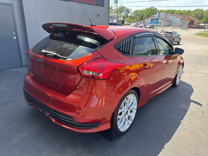 2018 Ford Focus ST
