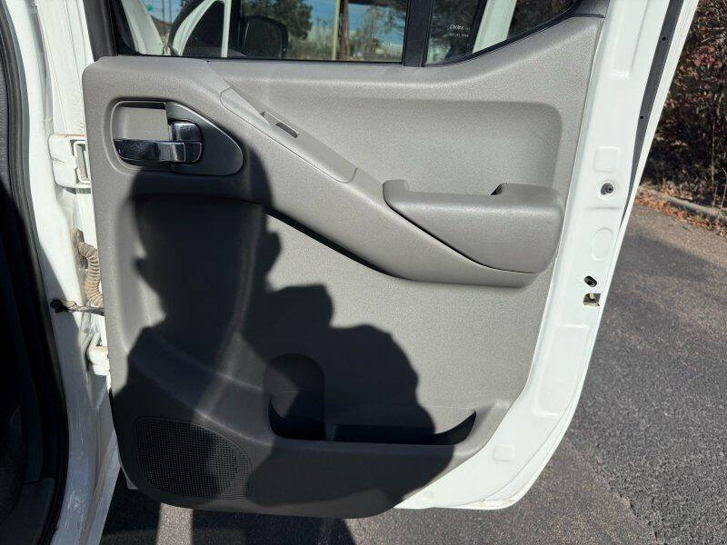 2015 Nissan Frontier SV