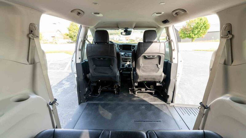 2022 Chrysler Pacifica Touring L