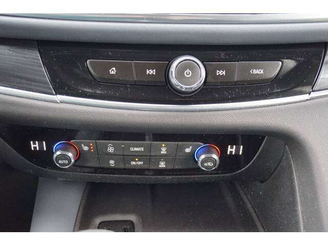 2018 Buick Enclave Essence