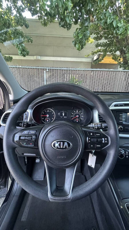 2016 Kia Sorento LX
