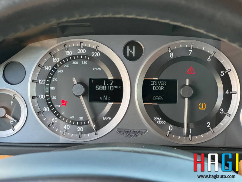 2012 Aston Martin V8 Vantage