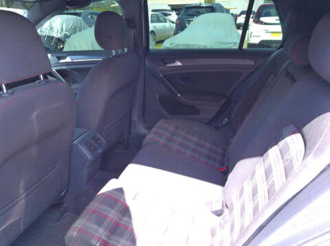 2021 Volkswagen Golf GTI S