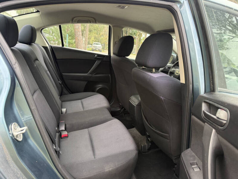 2010 Mazda MAZDA3 i Sport