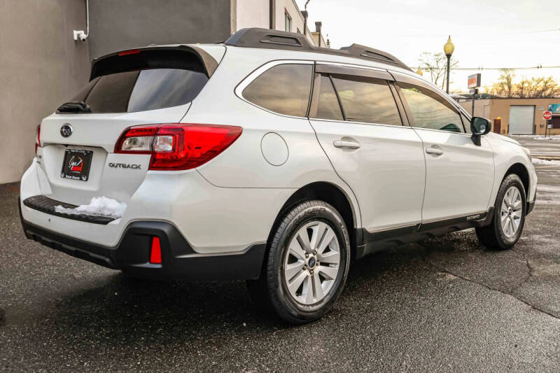 2019 Subaru Outback 2.5i