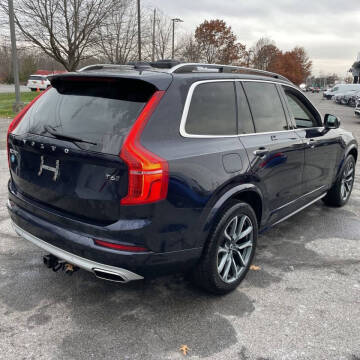 2019 Volvo XC90 T6 Momentum