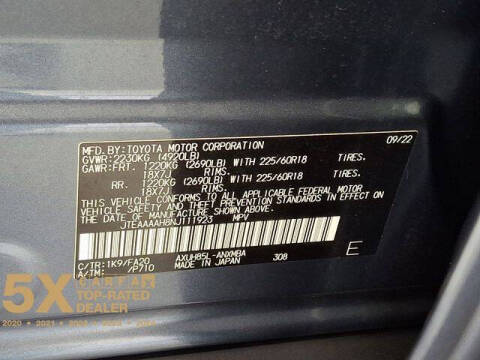 2022 Toyota Venza LE