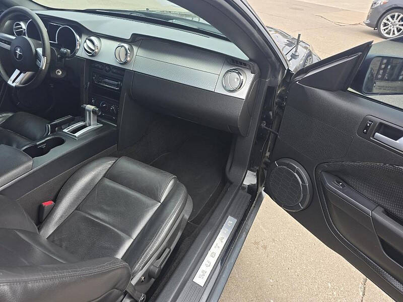 2005 Ford Mustang